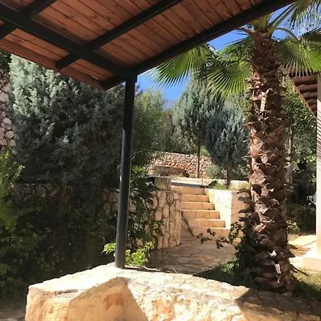 Villa Parica. *