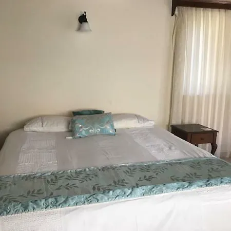 Parica. Villa